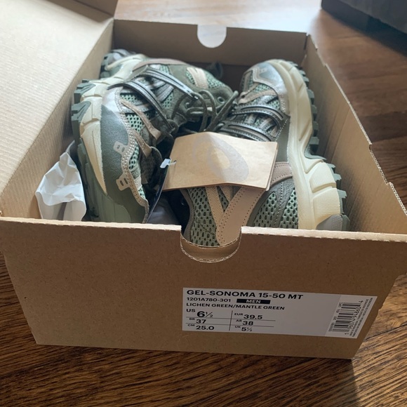 Asics NEW shoes! - Picture 6 of 7